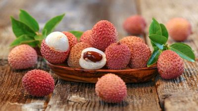Is Litchi Good for Diabetes? - Sugar.Fit's photo