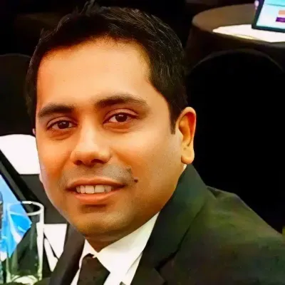 Dr. Vivek - Best Diabetologist in Bangalore Dr. Vivek - Renowned Diabetes Doctor in Bangalore for Holistic Treatment